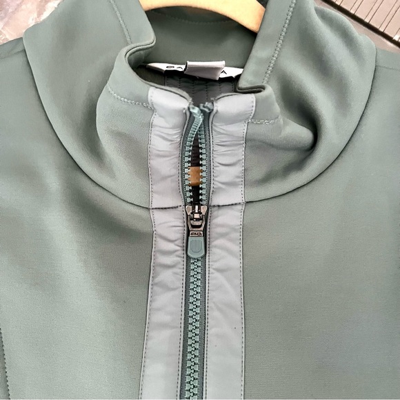 Athleta Evolve Hybrid Fleece Jacket Women’s Large - Picture 11 of 11